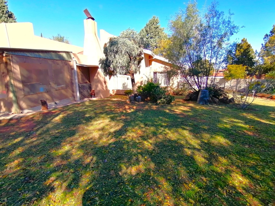 5 Bedroom Property for Sale in Pellissier Free State